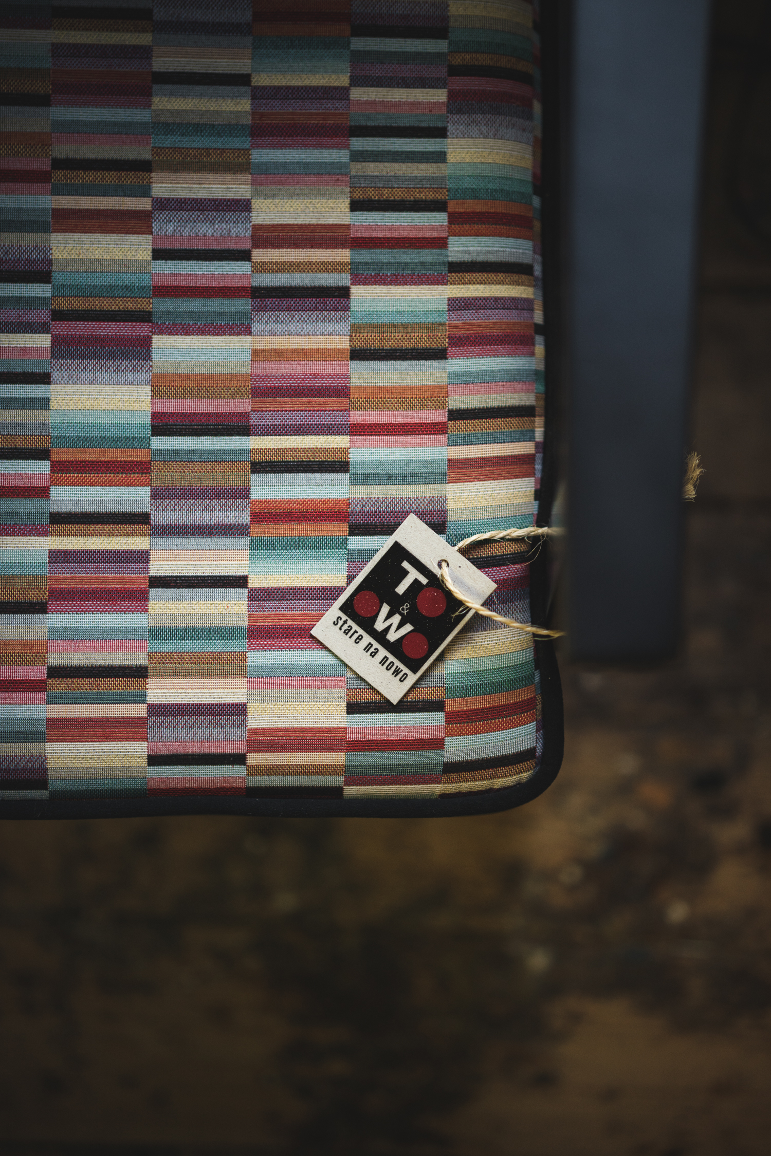 Fotel z tkanina - T&W stare na nowo